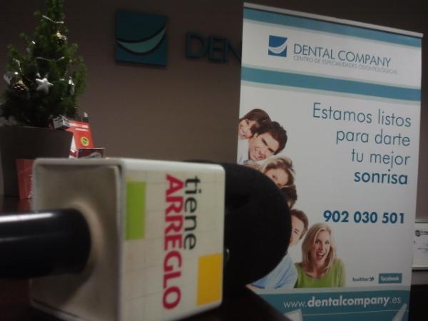 La franquicia Dental Company en el programa de Canal Sur Televisión Tiene arreglo