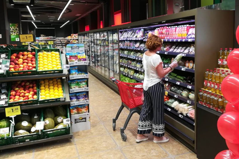 EROSKI inaugura un nuevo supermercado franquiciado en Torrelavega (Cantabria)
